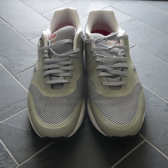 Nike Air Max 1 Hyperfuse Matte Silver 12 - Picture 2 of 4
